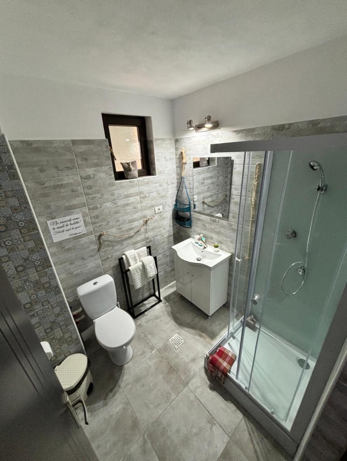 Mustaciosul Dunarii Ieşelniţa Exterior foto